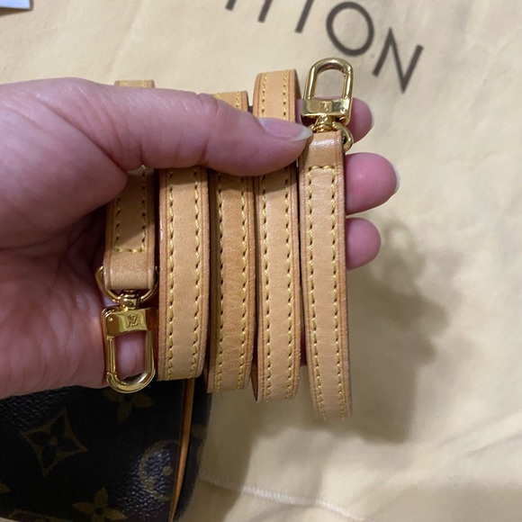 Eva Monogram - Picture 6 of 16